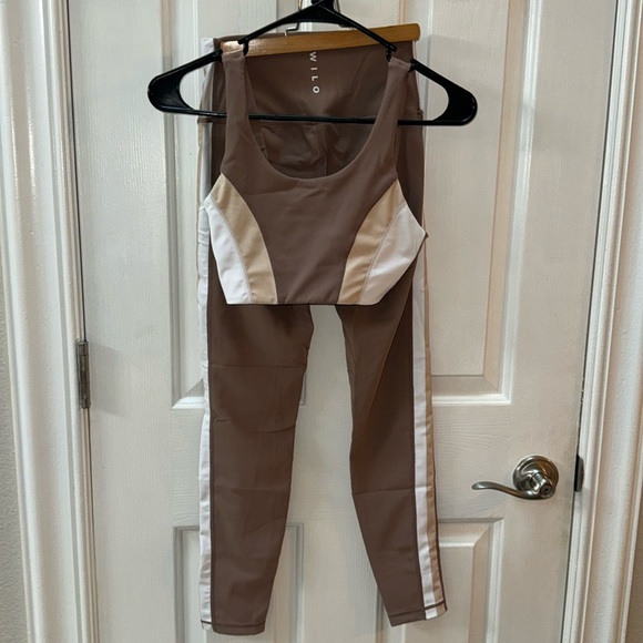 WILO athletic set - Picture 1 of 7